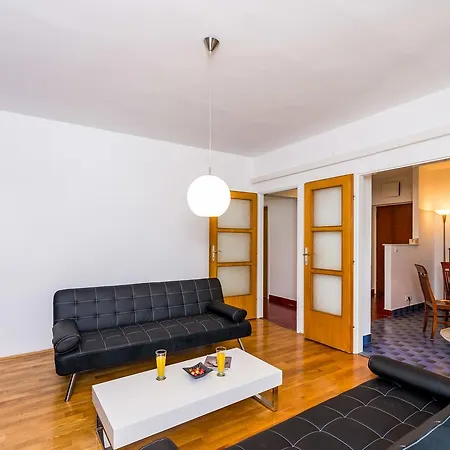 Apartamento Valonija