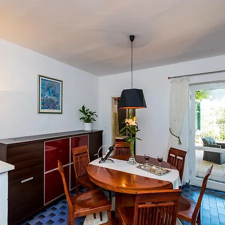 Valonija Apartamento *